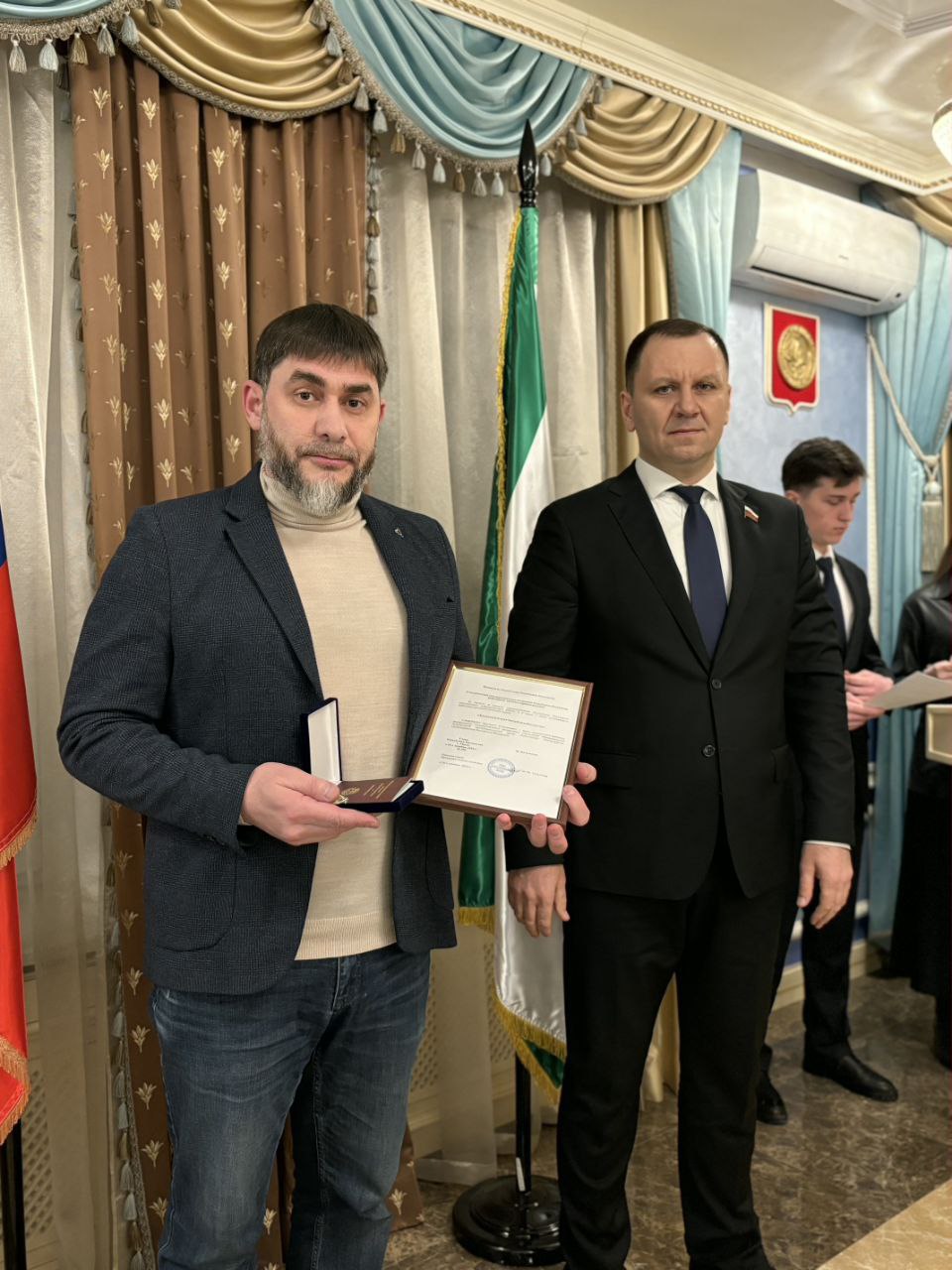 Медиков из ведущих клиник Москвы наградили по поручению Главы Ингушетии Медиков из ведущих клиник Москвы наградили по поручению Главы Ингушетии