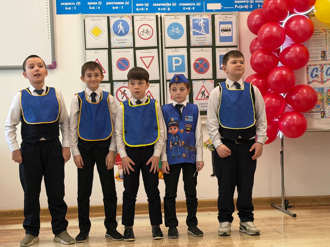 Сотрудники Госавтоинспекции приняли участие в проведении викторины «Безопасная зимняя дорога» Сотрудники Госавтоинспекции приняли участие в проведении викторины «Безопасная зимняя дорога»