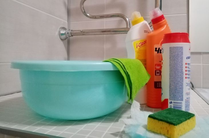 Как правильно чистить кресло?мешок с чехлом из замши: 2 легких способа