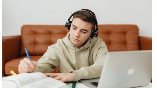 Студенту отказали в пенсии из-за короткого трудового стажа