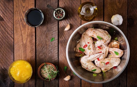 Шашлык, как у шеф-повара: 5 уникальных маринадов для идеального барбекю