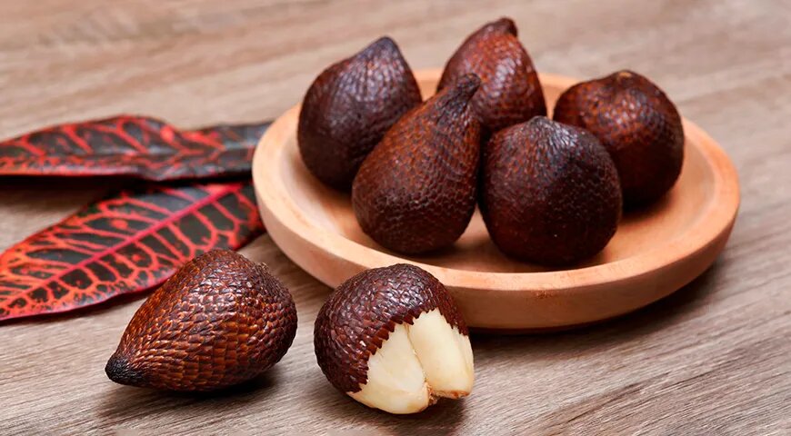 Змеиный фрукт: удивительные свойства и секреты употребления салака