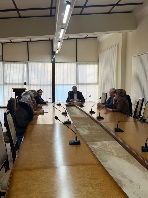 В администрации города Магас состоялось совещание с собственниками ресторанов и Домов торжеств, чьи объекты подлежат обязательному категорированию и паспортизации в рамках обеспечения антитеррористической защищённости