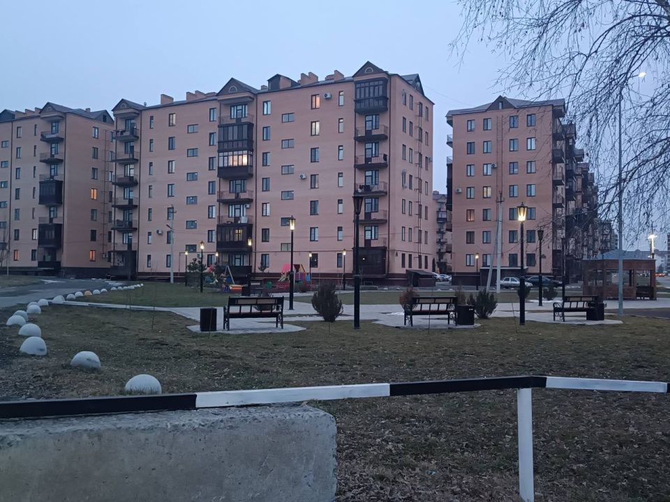 «Электросеть г.Магас» проводит работу по замене ламп на улицах города