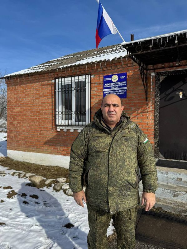 Заместитель председателя комитета НС РИ по здравоохранению, социальной политике, делам ветеранов и участников СВО Бадрудин Олигов пообщался с местными жителями селения Даттых