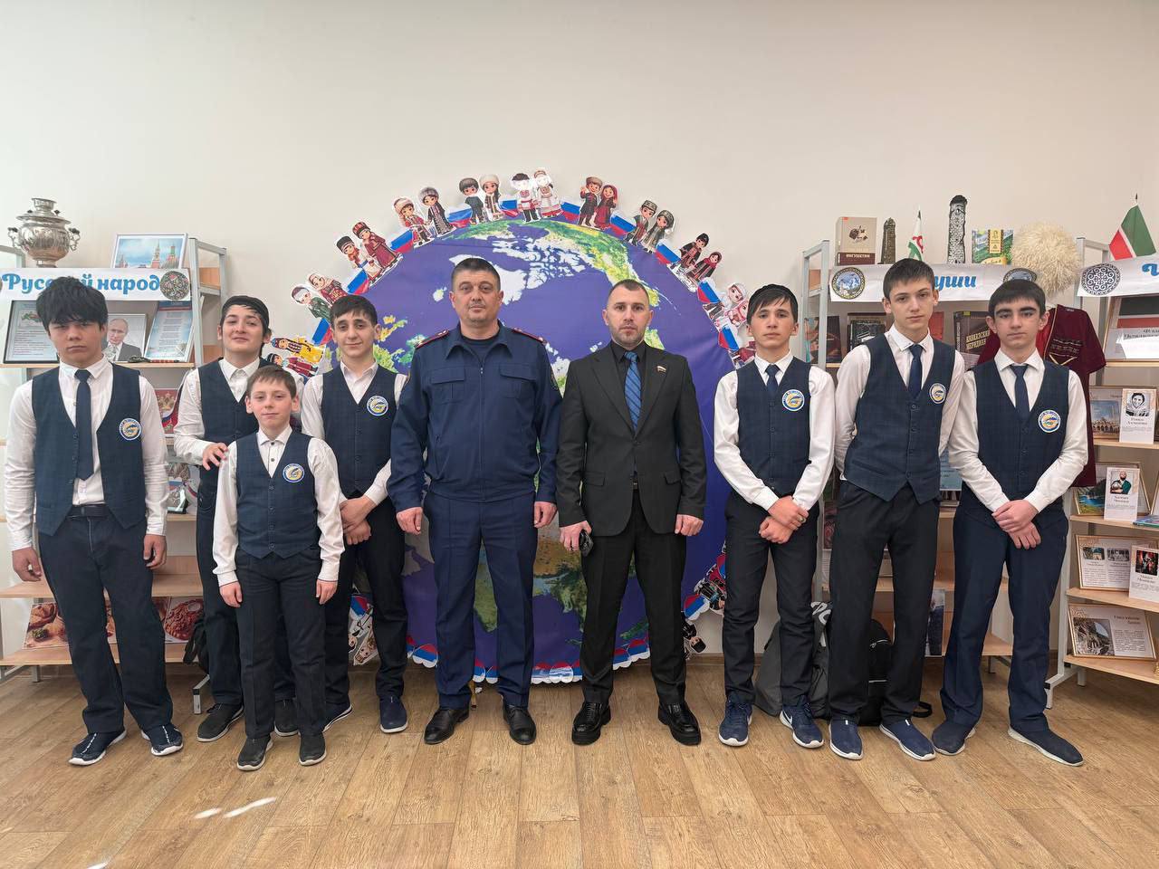 Сотрудник следственного управления СК России по Республике Ингушетия совместно с руководителем регионального отделения «Офицеры России» провели в образовательных учреждениях акцию «Добрые письма» Сотрудник следственного управления СК России по Республике Ингушетия совместно с руководителем регионального отделения «Офицеры России» провели в образовательных учреждениях акцию «Добрые письма»