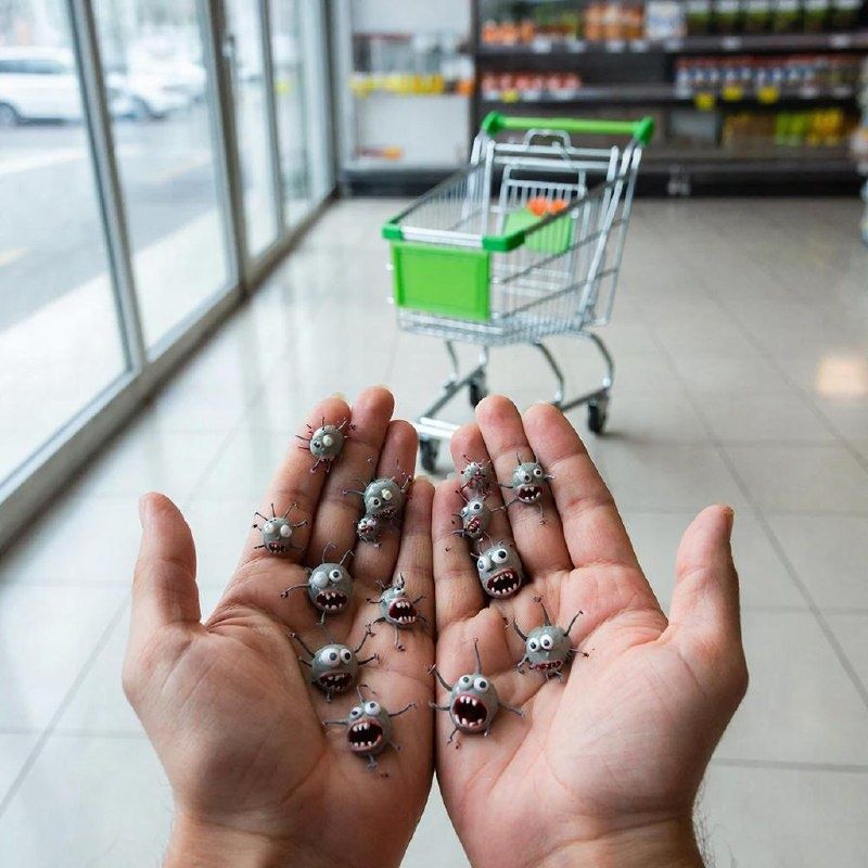 Зачем тщательно мыть руки после визита в магазин