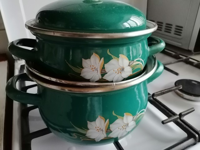 Эффективные способы очистки эмалированных кастрюль от налета и нагара