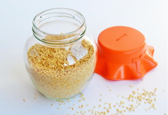 �������