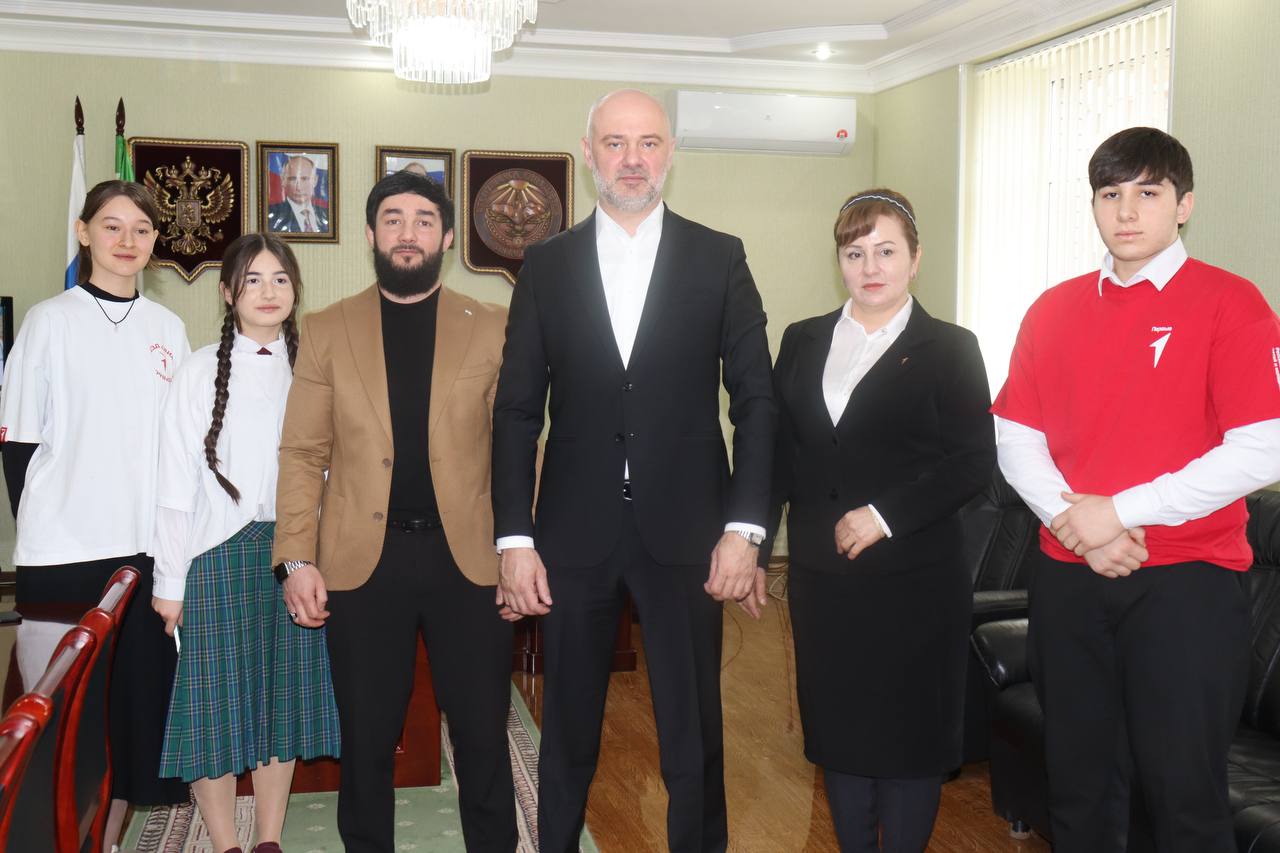 Будущее за молодёжью: в Мэрии Назрани обсудили развитие «Движения Первых»