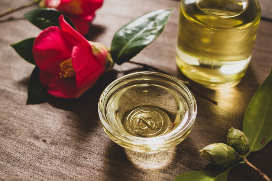 Секреты восточного оливкового масла: как камелия стала символом красоты