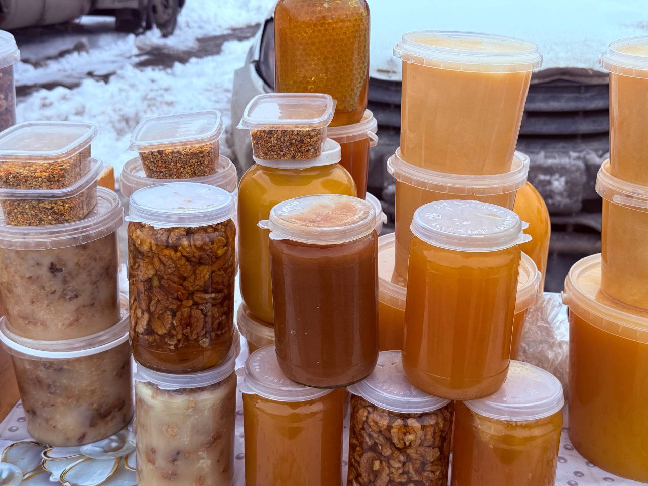 Продовольственная ярмарка, приуроченная к Рамадану прошла с богатым ассортиментом фермерских продуктов, без посредников и по выгодным ценам Продовольственная ярмарка, приуроченная к Рамадану прошла с богатым ассортиментом фермерских продуктов, без посредников и по выгодным ценам