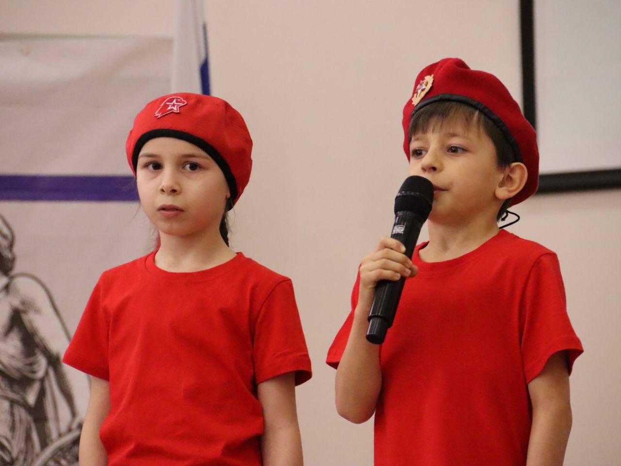 В школе №3 сельского поселения Барсуки в рамках патриотического мероприятия «России верные сыны» состоялось открытие двух «Парт Героя», посвящённых участникам СВО — Аслану Багаудиновичу Тутаеву и Ибрагиму Беслановичу... В школе №3 сельского поселения Барсуки в рамках патриотического мероприятия «России верные сыны» состоялось открытие двух «Парт Героя», посвящённых участникам СВО — Аслану Багаудиновичу Тутаеву и Ибрагиму Беслановичу...