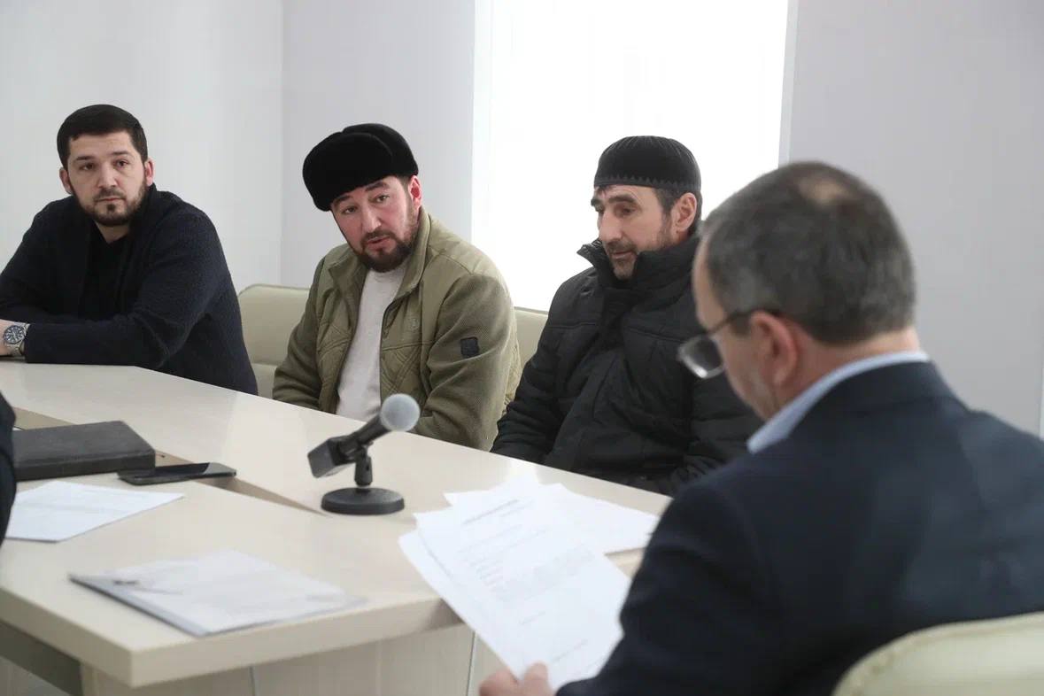 Заместитель Председателя Правительства РИ Муталиев Хаджибекир провел личный прием граждан, в ходе которого рассмотрены обращения жителей города Магаса и с.п. Сагопши Малгобекского района Заместитель Председателя Правительства РИ Муталиев Хаджибекир провел личный прием граждан, в ходе которого рассмотрены обращения жителей города Магаса и с.п. Сагопши Малгобекского района