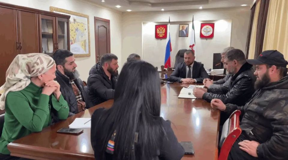 В Сунже обсудили благоустройство с владельцами торговых точек