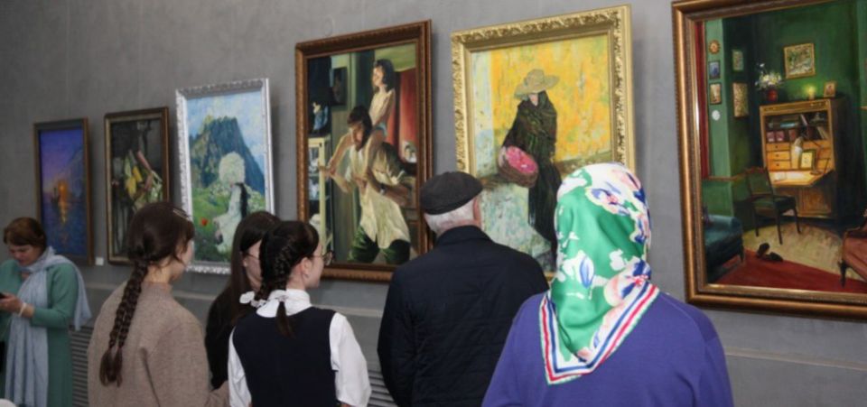 В музее ИЗО Ингушетии открылась выставка «Два взгляда на мир»