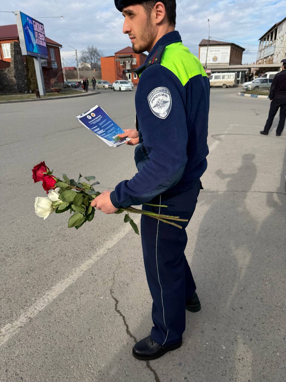 В г.Назрань прошла акция «Цветы для Автоледи!» В г.Назрань прошла акция «Цветы для Автоледи!»
