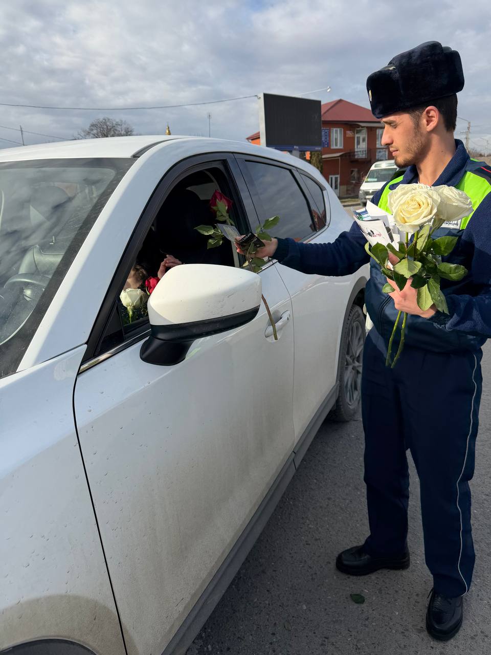 В г.Назрань прошла акция «Цветы для Автоледи!» В г.Назрань прошла акция «Цветы для Автоледи!»