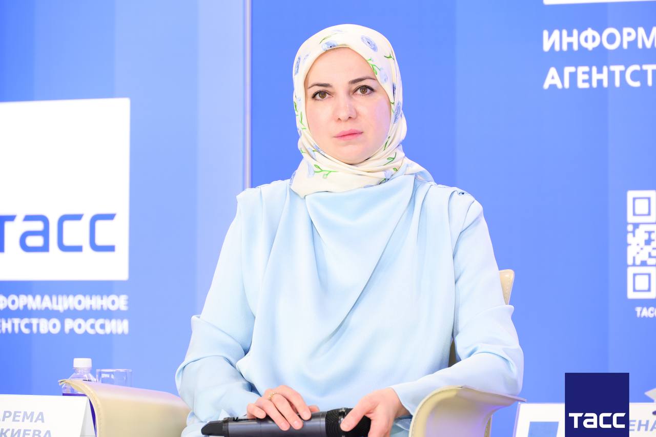 Главное из заявлений, а также фоторепортаж с пресс-конференции в Региональном информационном центре "ТАСС Кавказ", посвященной правовой поддержке материнства и детства в Республике Ингушетия: Главное из заявлений, а также фоторепортаж с пресс-конференции в Региональном информационном центре "ТАСС Кавказ", посвященной правовой поддержке материнства и детства в Республике Ингушетия: