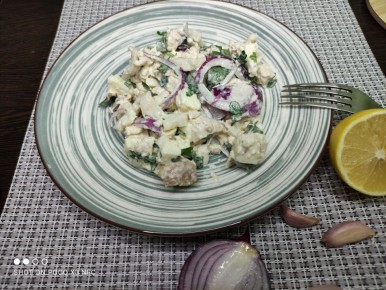 Салат из курицы и кальмаров: Простой и Вкусный Рецепт