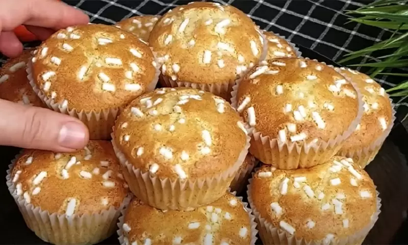 Мандарины в шубке: сочные новогодние кексы для праздничной атмосферы