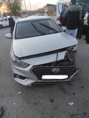 В 18:29 по (мск) 16.04.2026 года в Центр обработки вызовов «Служба 112» поступило сообщение о дорожно-транспортном происшествии в г. Сунжа по улице Богатырева