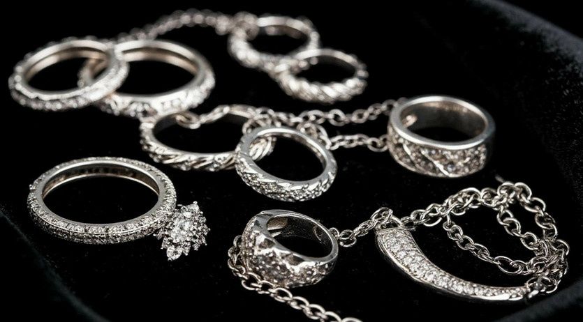 Секреты чистки серебра в домашних условиях