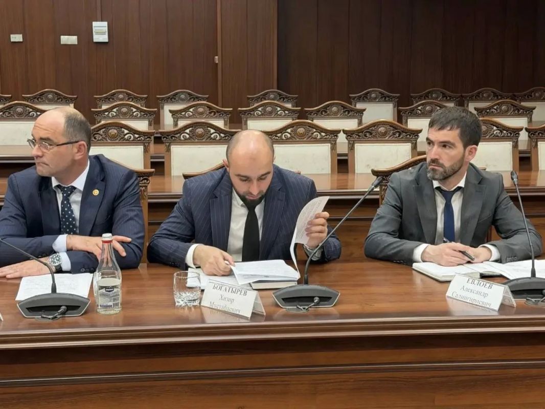 Председатель Правительства Ингушетии Владимир Сластенин провел совещание, посвященное состоянию гидротехнических сооружений республики Председатель Правительства Ингушетии Владимир Сластенин провел совещание, посвященное состоянию гидротехнических сооружений республики