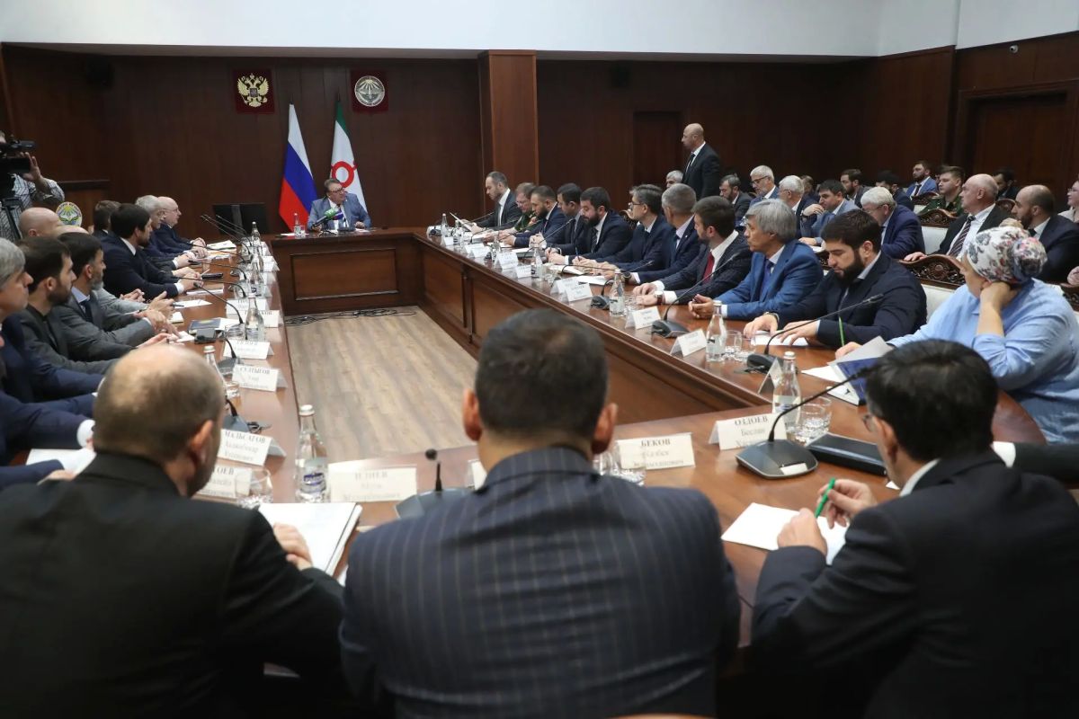 В Правительстве Ингушетии прошло заседание под руководством Председателя Правительства В Правительстве Ингушетии прошло заседание под руководством Председателя Правительства