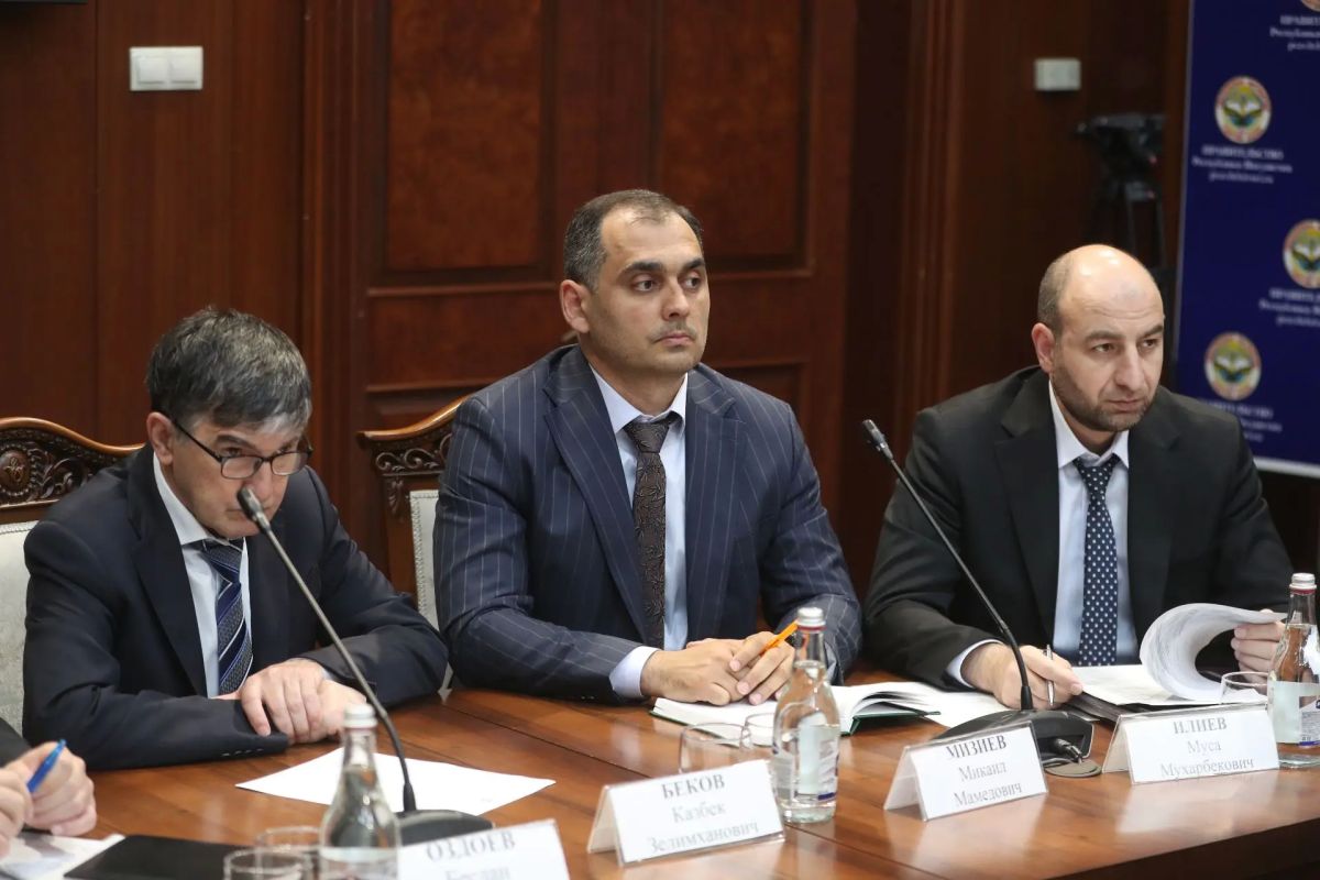 В Правительстве Ингушетии прошло заседание под руководством Председателя Правительства В Правительстве Ингушетии прошло заседание под руководством Председателя Правительства
