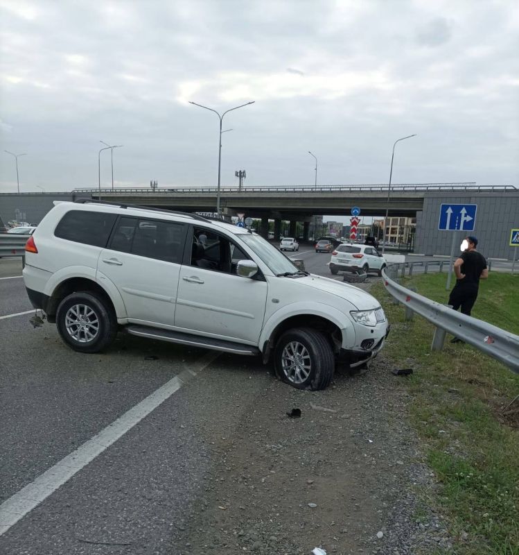 В 16:51 по мск 13.07.2026 года в Центр обработки вызовов "Служба 112" поступило сообщение о дорожно-транспортном происшествии в районе Магасовского круга В 16:51 по мск 13.07.2026 года в Центр обработки вызовов "Служба 112" поступило сообщение о дорожно-транспортном происшествии в районе Магасовского круга