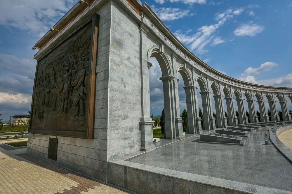 В Ингушетии продолжается реконструкция Мемориала памяти и славы