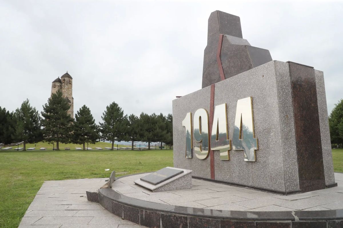Махмуд-Али Калиматов: Мемориал памяти и славы в административном округе Насыр-Корте города Назрани— это место, где хранится история нашей республики Махмуд-Али Калиматов: Мемориал памяти и славы в административном округе Насыр-Корте города Назрани— это место, где хранится история нашей республики