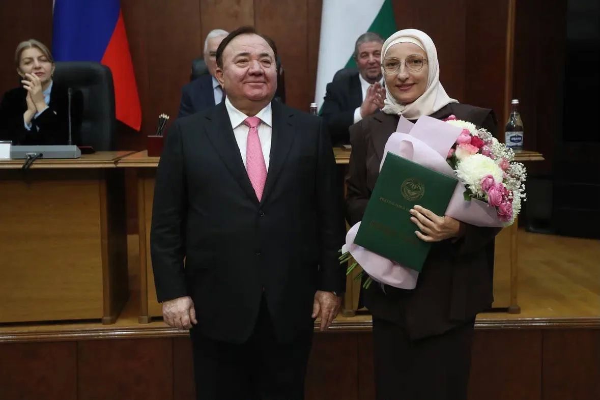 Вчера Глава Республики Ингушетия МахмудАли Калиматов вместе с депутатами Народного Собрания Республики Ингушетия седьмого созыва подвели итоги совместной работы