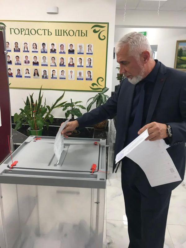 Сотрудники Министерства финансов Республики Ингушетия приняли участие в голосовании Сотрудники Министерства финансов Республики Ингушетия приняли участие в голосовании