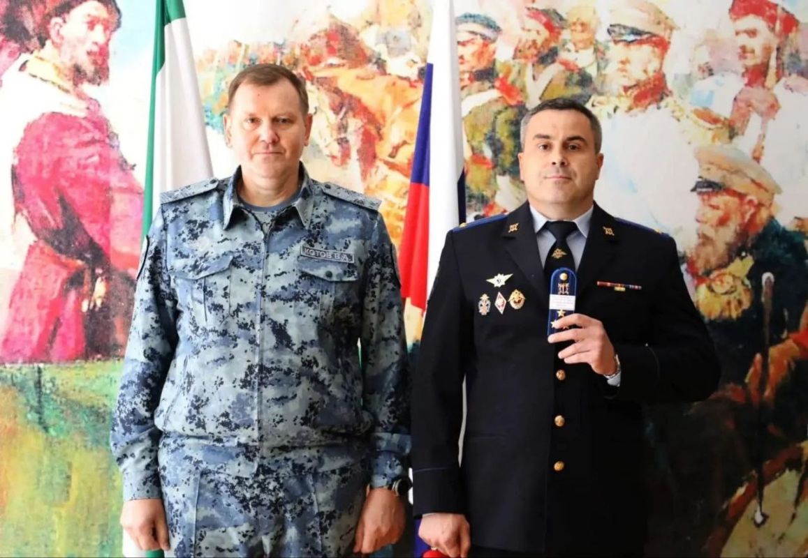 Полку полковников прибыло! В МВД по Республике Ингушетия офицеру юстиции присвоили очередное специальное звание Полку полковников прибыло! В МВД по Республике Ингушетия офицеру юстиции присвоили очередное специальное звание
