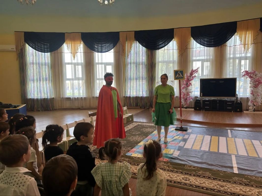 В детском саду «Цветиксемицветик» (г. Магас) прошли квесты для самых маленьких участников дорожного движения В детском саду «Цветиксемицветик» (г. Магас) прошли квесты для самых маленьких участников дорожного движения