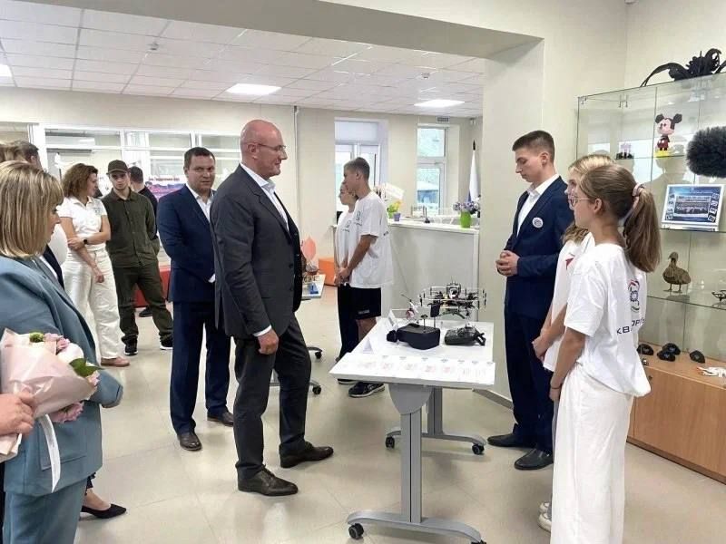 Дмитрий Чернышенко и Сергей Кравцов рассказали о развитии системы дополнительного образования Дмитрий Чернышенко и Сергей Кравцов рассказали о развитии системы дополнительного образования