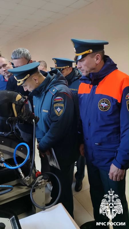 В МЧС России проходят Всероссийские сборы по организации тушения пожаров В МЧС России проходят Всероссийские сборы по организации тушения пожаров