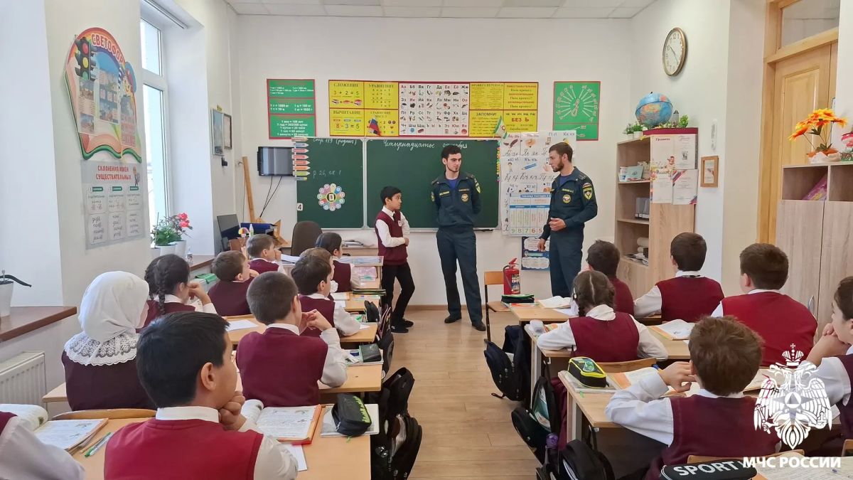 Урок безопасности в школе № 16 г. Назрань Урок безопасности в школе № 16 г. Назрань