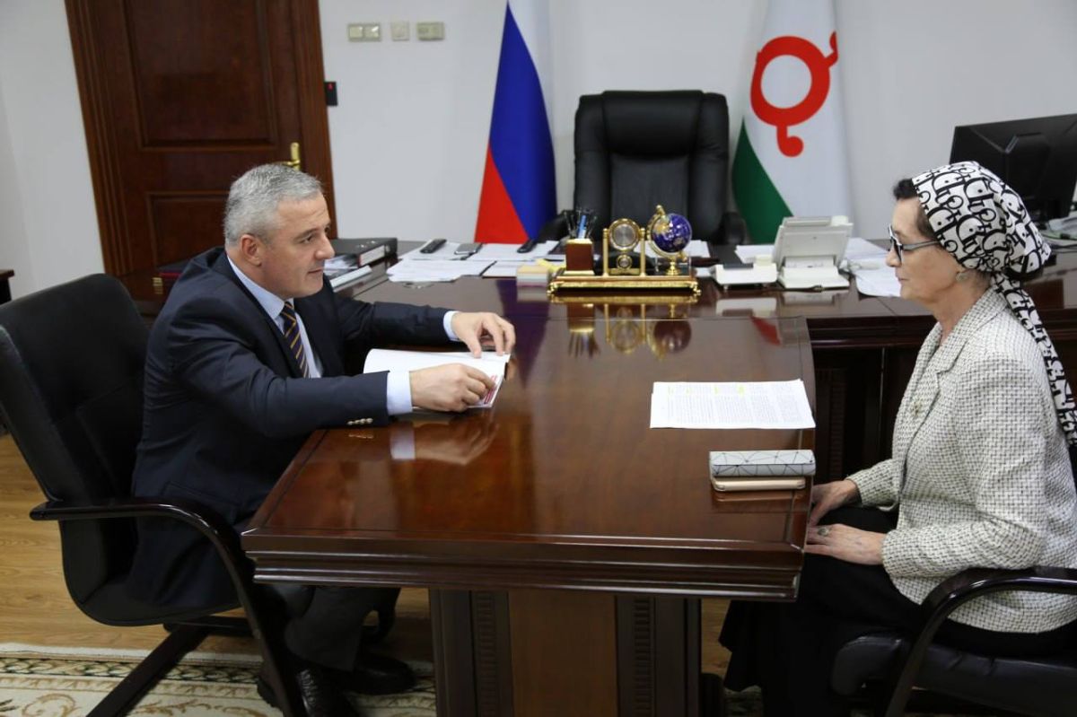 Председатель Народного Собрания РИ Руслан Гагиев провёл рабочую встречу с директором филиала ППК «Роскадастр» по Республике Ингушетия Рукият Додовой