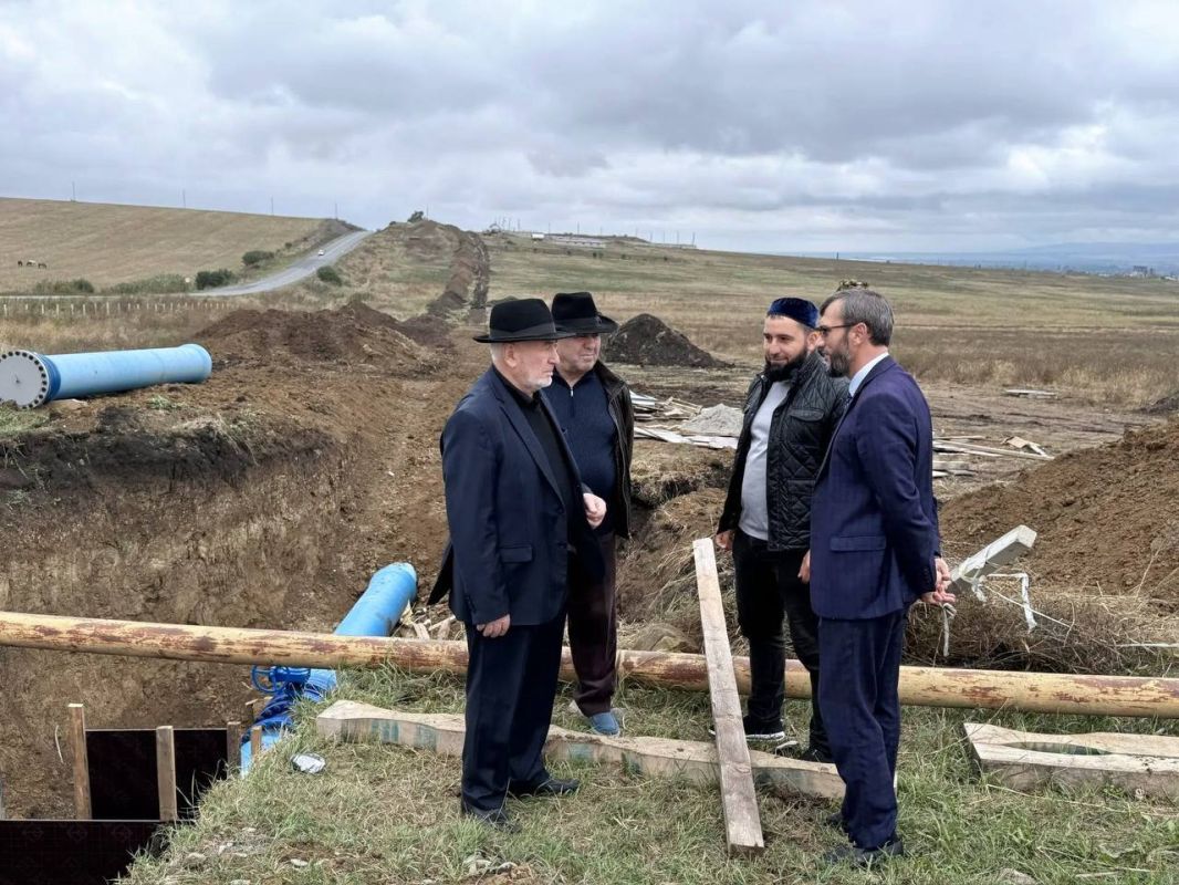 В Карабулаке продолжается прокладка участка водовода в рамках строительства Алкунского водозаборного комплекса на реке Асса В Карабулаке продолжается прокладка участка водовода в рамках строительства Алкунского водозаборного комплекса на реке Асса