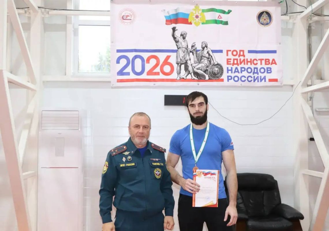 В Экажево прошли соревнования по гиревому спорту среди подразделений Главного управления В Экажево прошли соревнования по гиревому спорту среди подразделений Главного управления