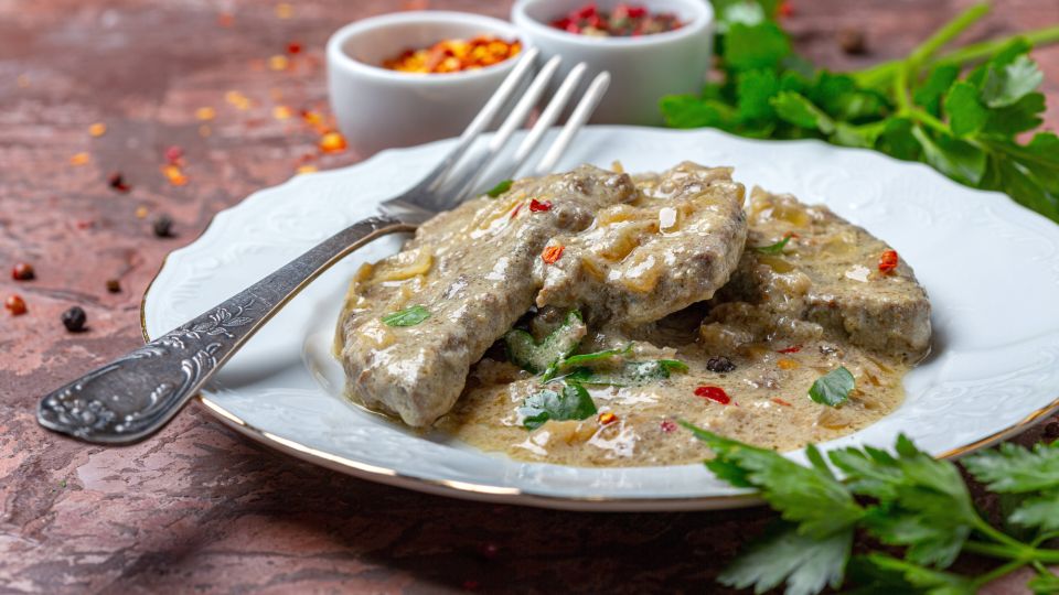 Без молока и соды: вот как сделать, чтобы печень не горчила и была мягкой