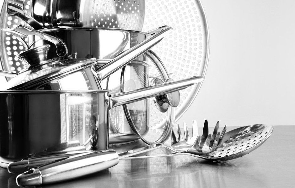 Секреты сияющей посуды: как эффективно очистить изделия из нержавеющей стали