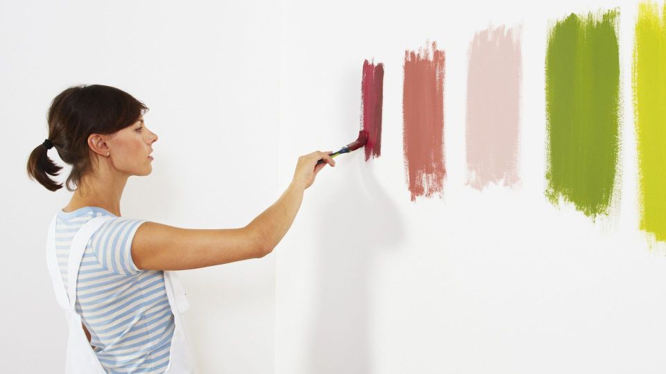 Избавиться от краски на кисти можно и без растворителя: надежный способ прямиком из СССР